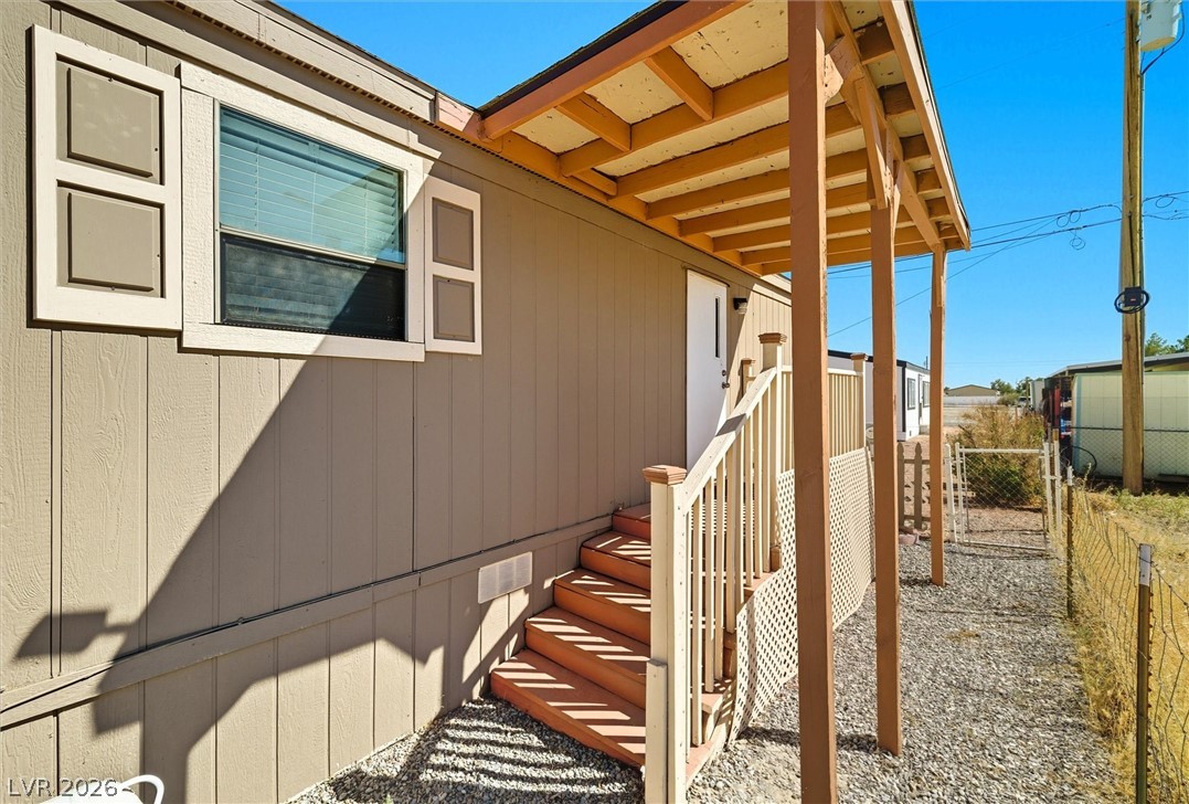 261 West Kite Street Property Photo 16