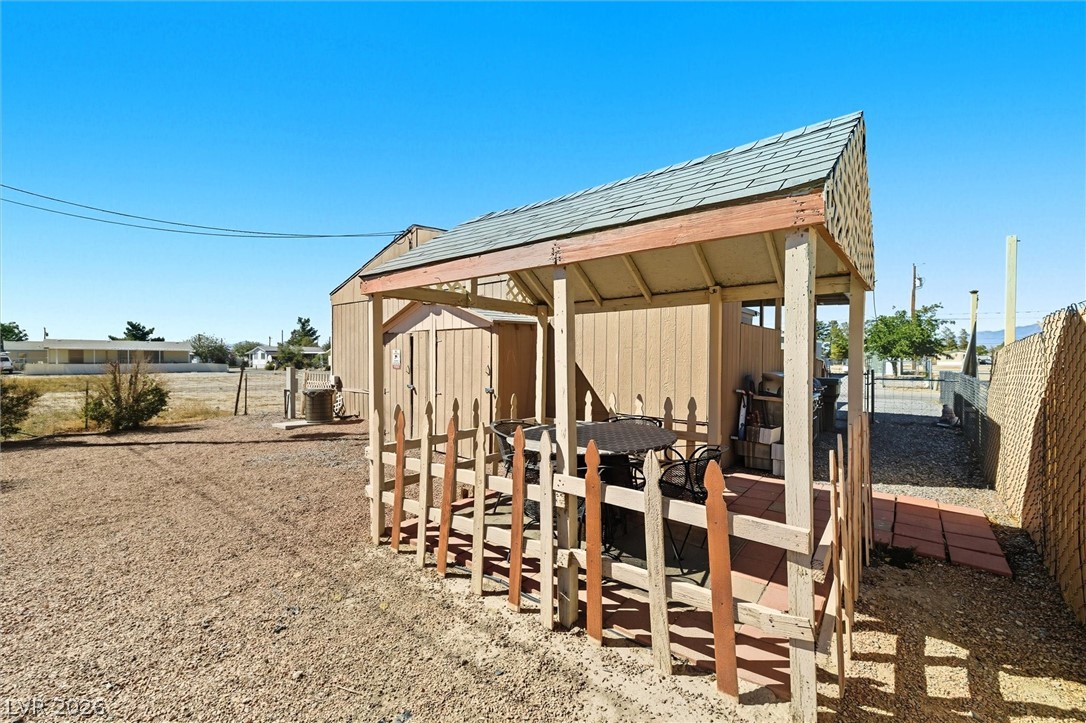 261 West Kite Street Property Photo 19