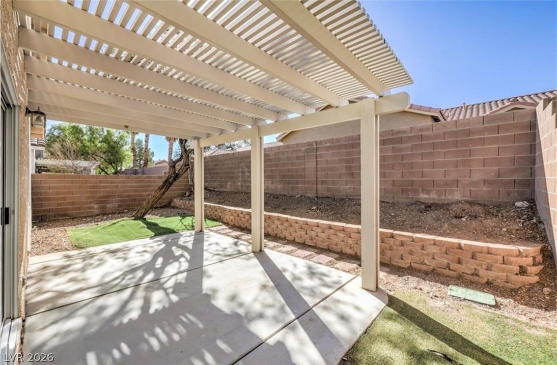 7171 Russell Ranch Avenue Property Photo 12