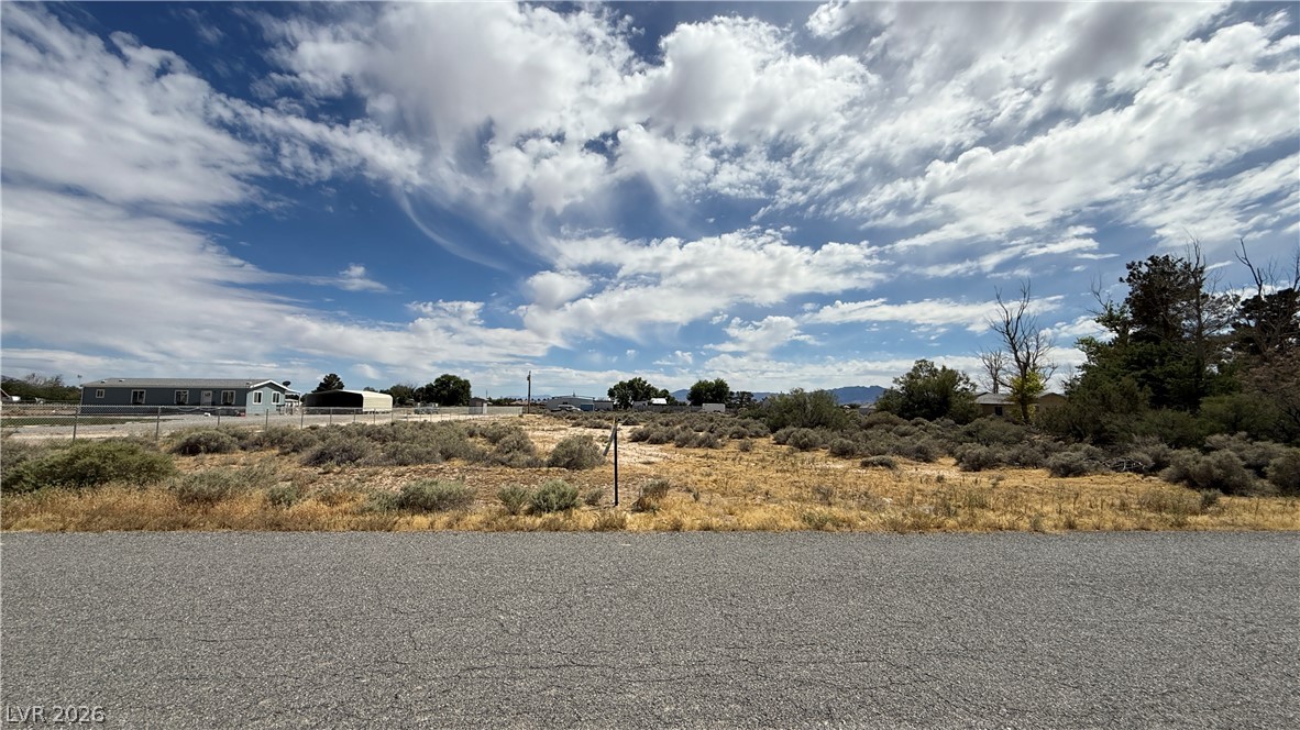 641 Kimberly Avenue Property Photo 4