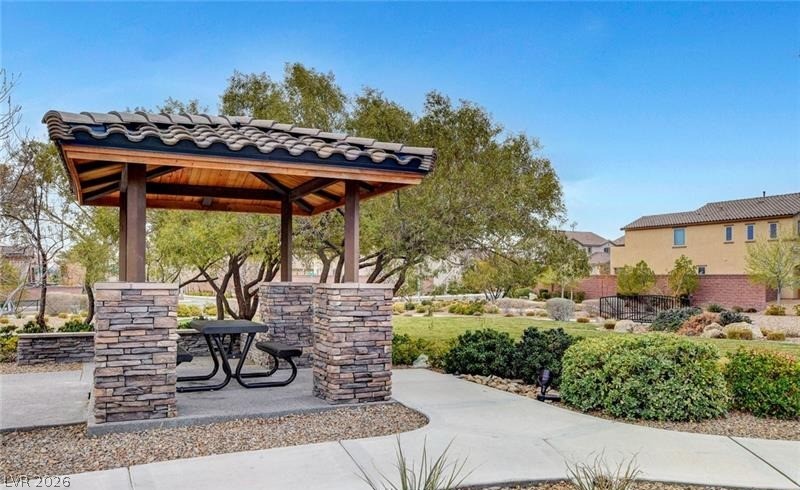 7324 Lavender Rose Avenue Property Photo 44