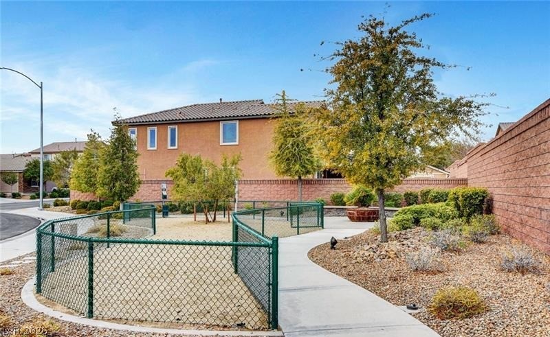 7324 Lavender Rose Avenue Property Photo 46