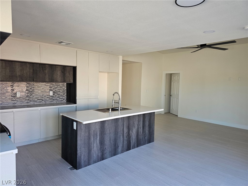 1280 South Yosemite Avenue Property Photo 12