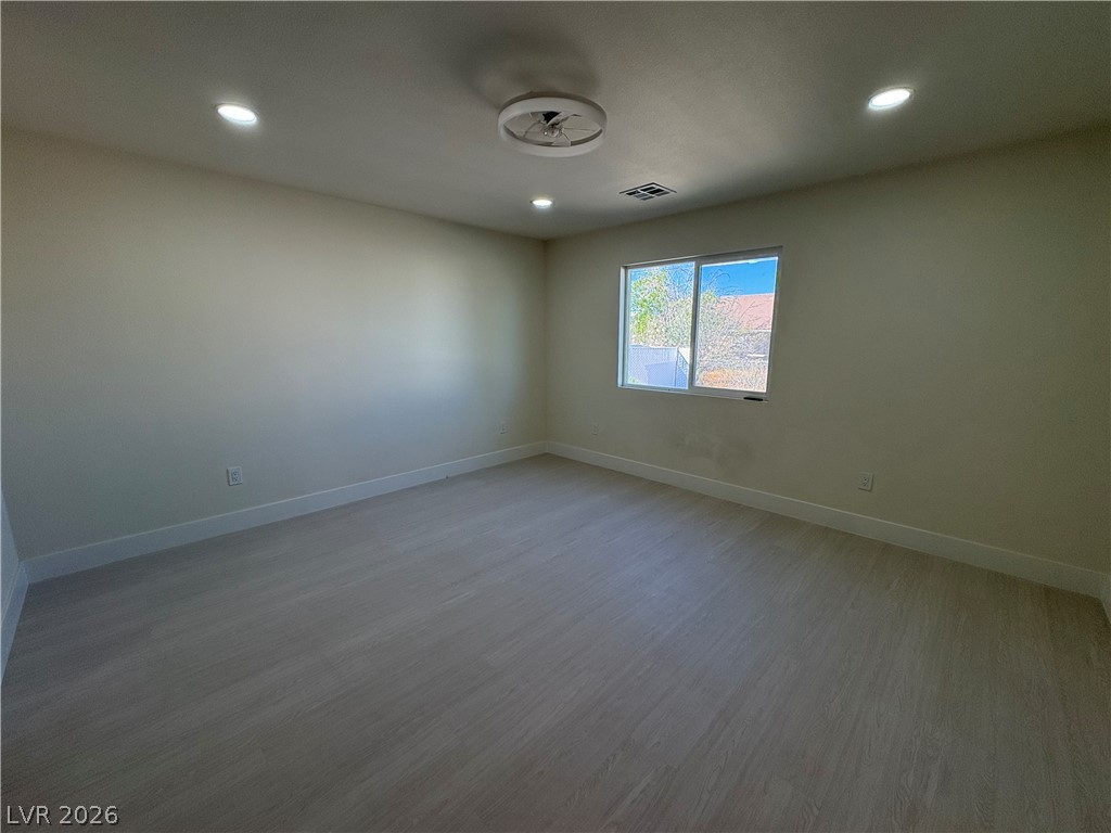1280 South Yosemite Avenue Property Photo 18