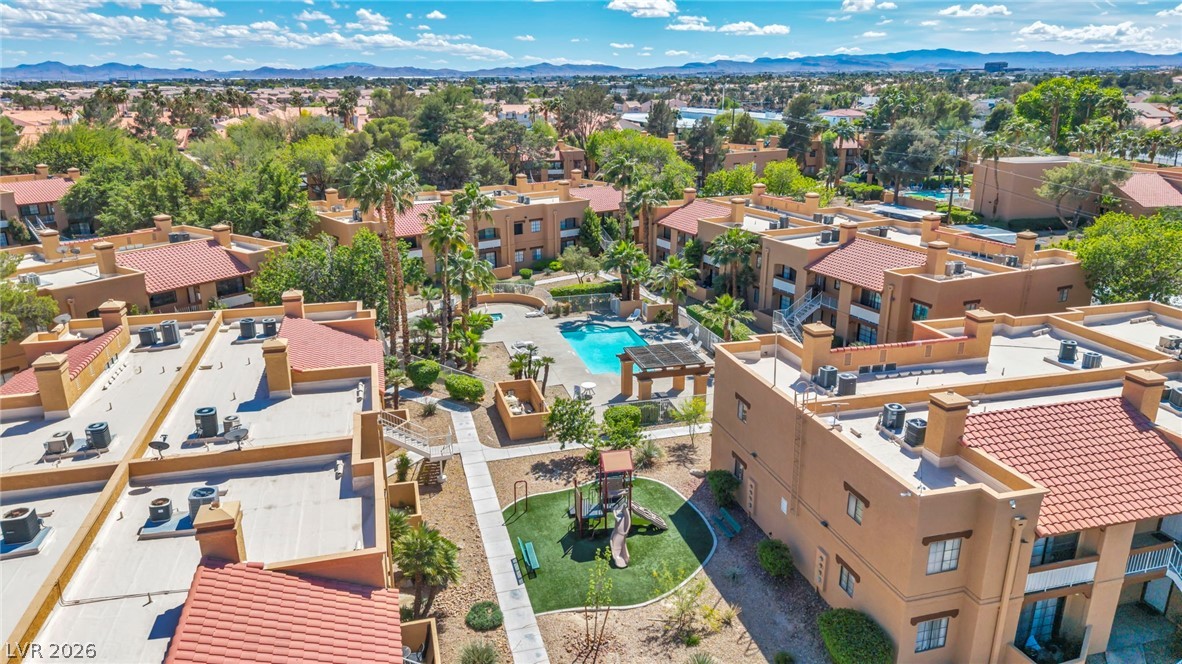 5118 South Jones Boulevard 206 Property Photo 40