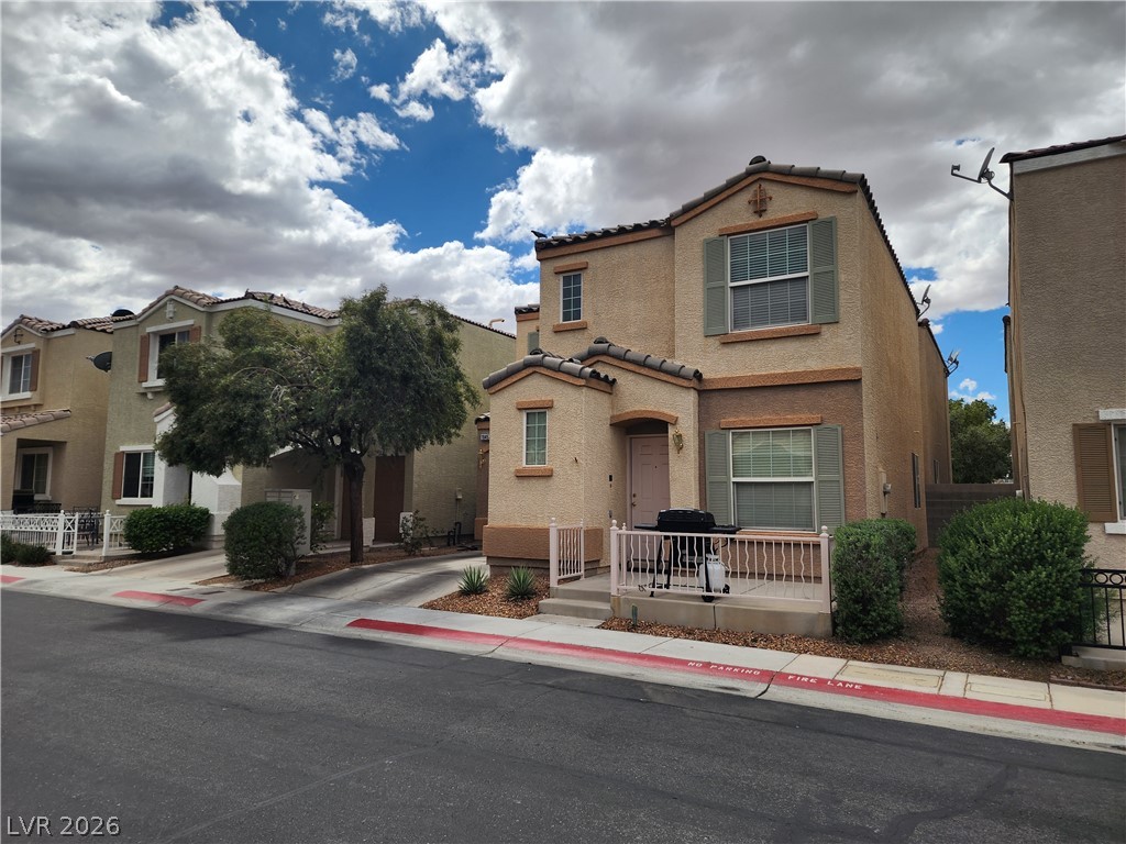 10457 Beautiful Fruit Street Property Photo 2