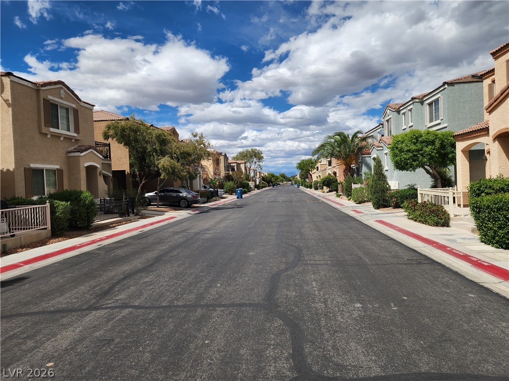 10457 Beautiful Fruit Street Property Photo 4