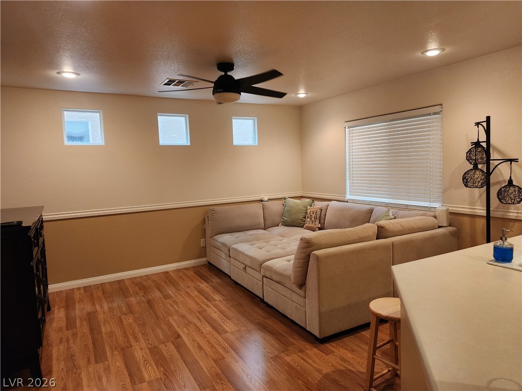 10457 Beautiful Fruit Street Property Photo 13