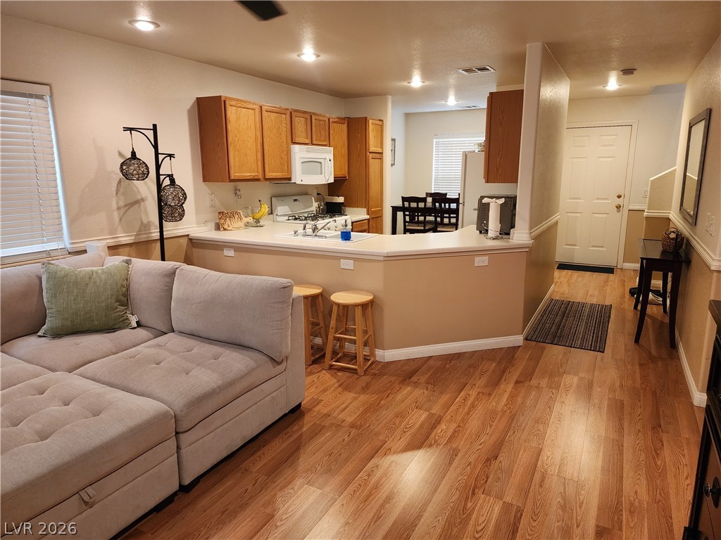 10457 Beautiful Fruit Street Property Photo 16