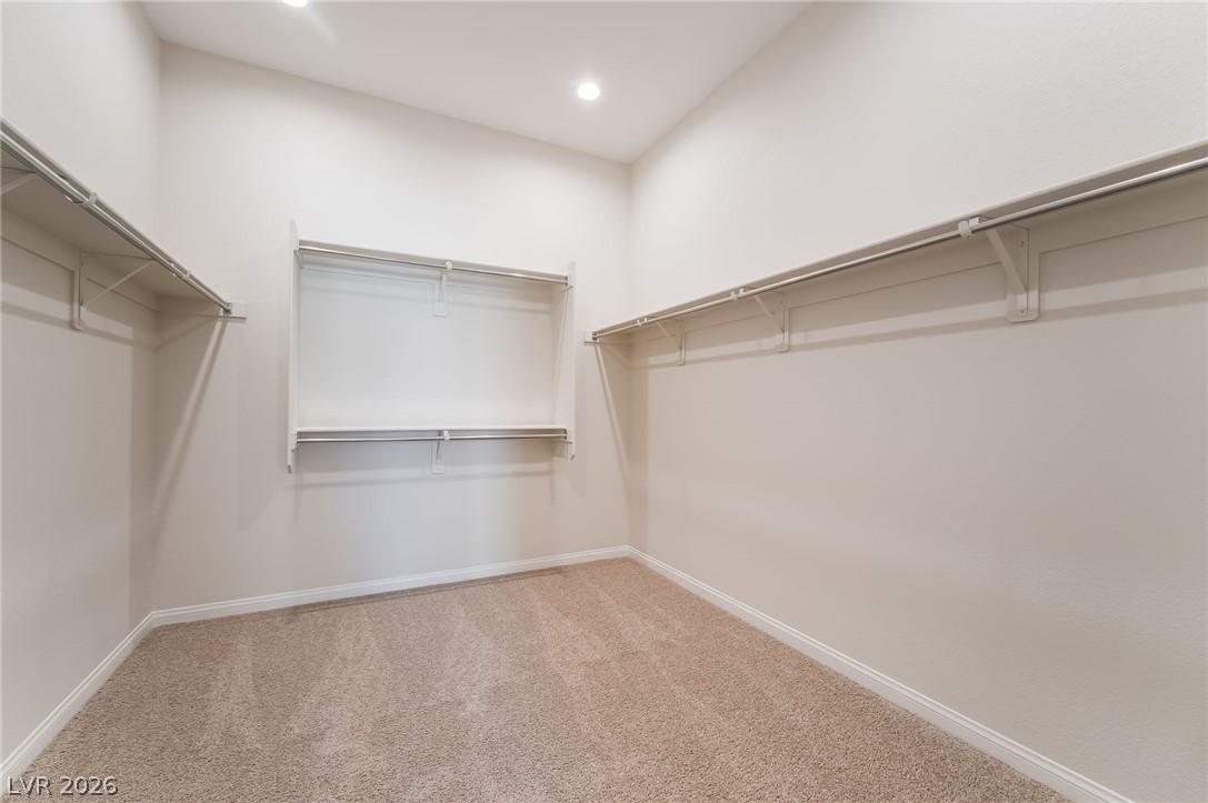 658 Ambridge Drive Property Photo 28