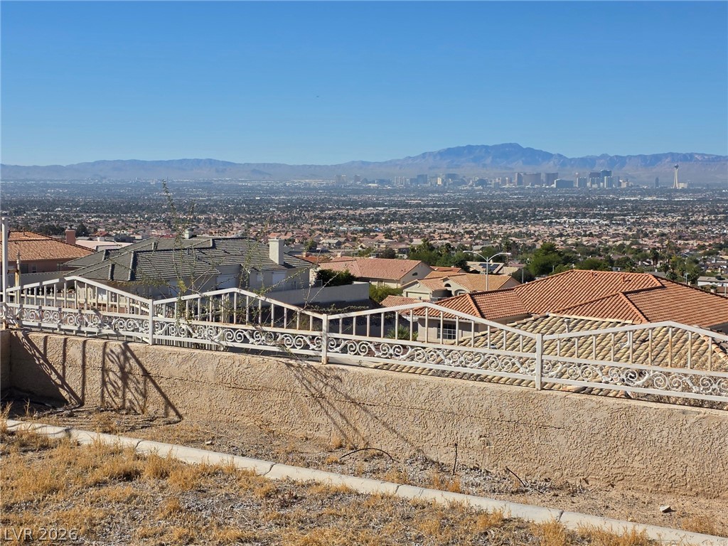 1931 Claudine Drive Property Photo 3