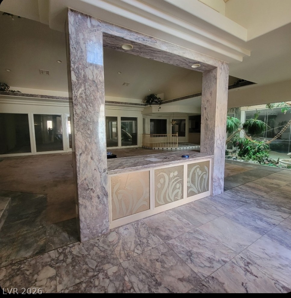 1931 Claudine Drive Property Photo 5