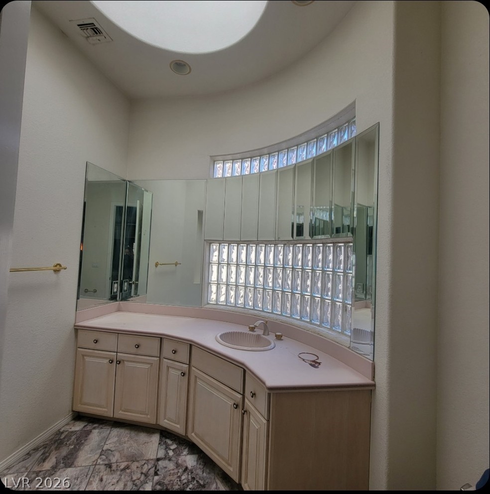 1931 Claudine Drive Property Photo 10