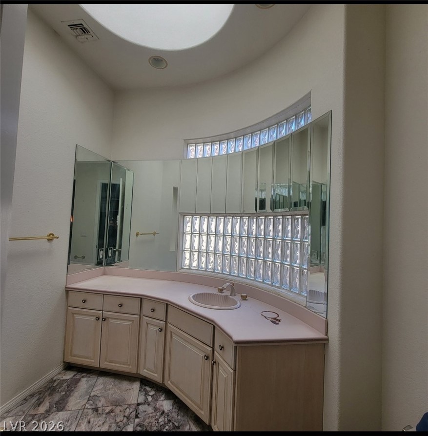 1931 Claudine Drive Property Photo 11