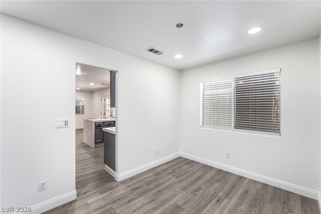 9433 Oxford Wine Court Property Photo 6