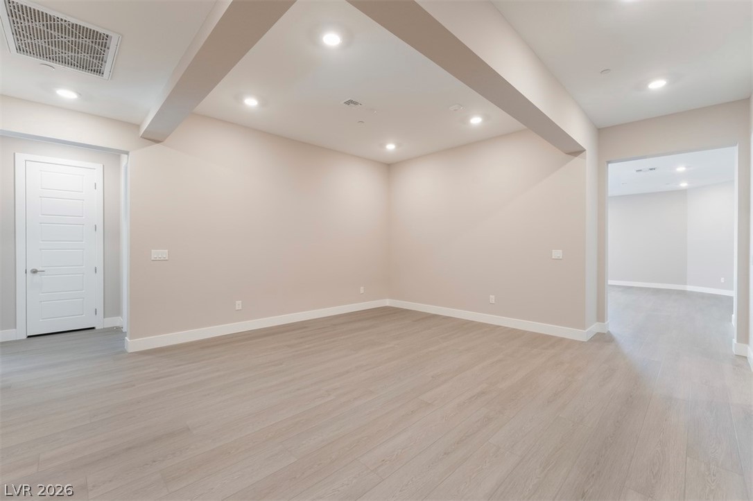 9128 Las Manaitas Avenue 201 Property Photo 5