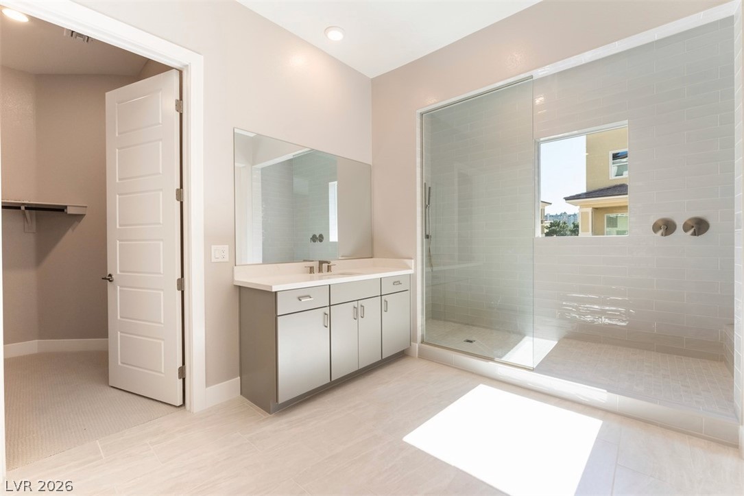 9128 Las Manaitas Avenue 201 Property Photo 10