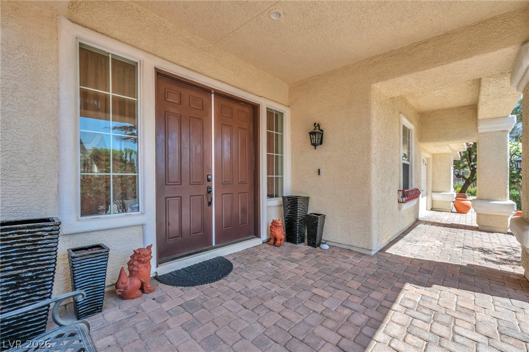 7008 Manzanares Drive Property Photo 4