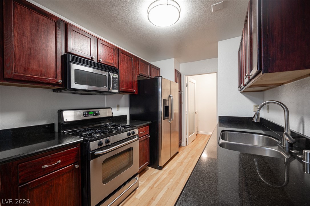 2200 South Fort Apache Road 1168 Property Photo 19