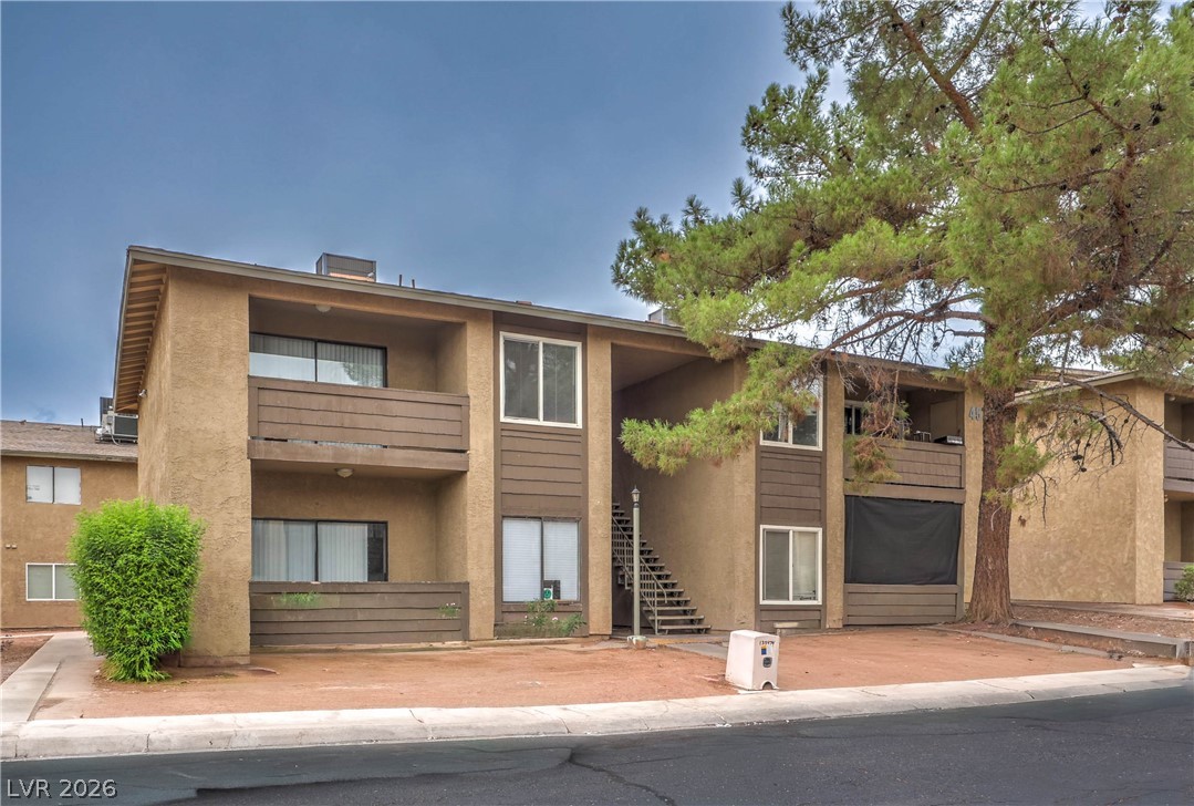 4571 Carriage Park Drive C Property Photo 1
