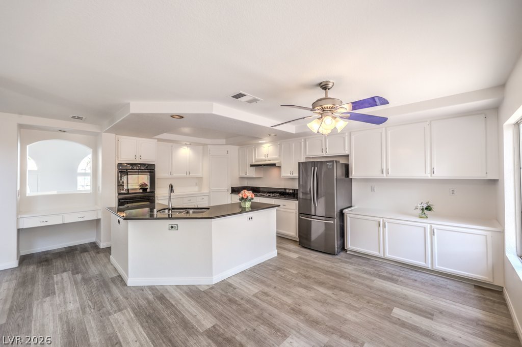2403 Alpine Meadows Avenue Property Photo 8