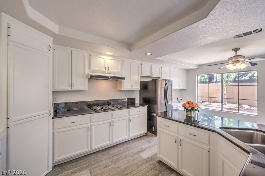 2403 Alpine Meadows Avenue Property Photo 20