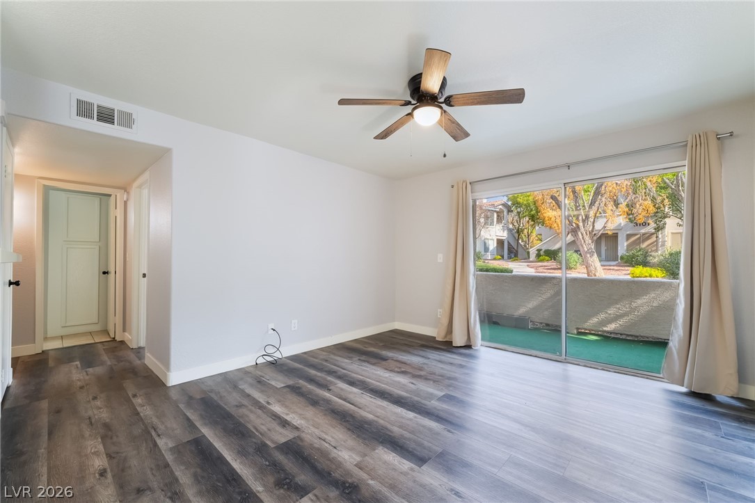 3160 Tarpon Drive 102 Property Photo 6