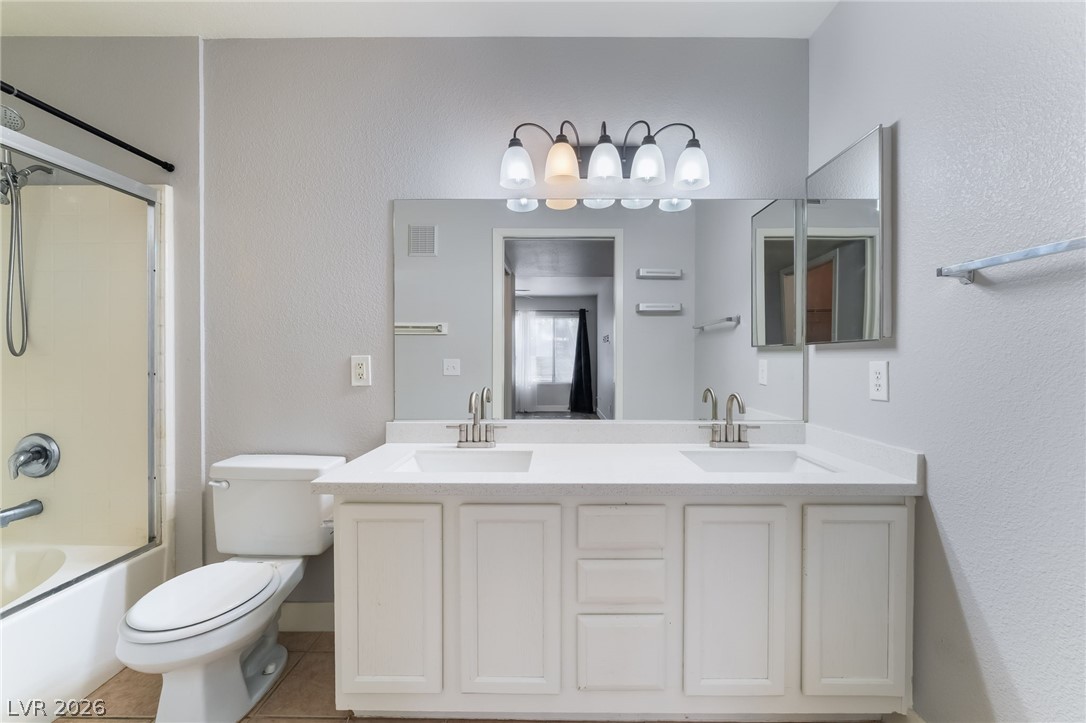 3160 Tarpon Drive 102 Property Photo 20