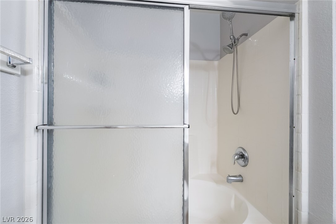 3160 Tarpon Drive 102 Property Photo 21