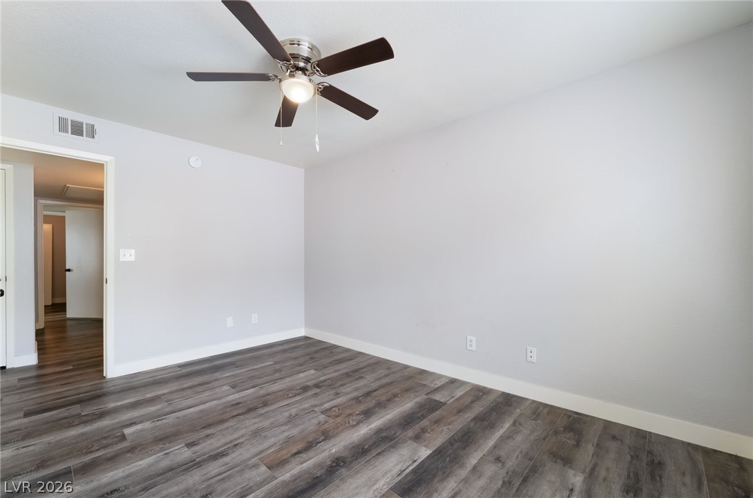 3160 Tarpon Drive 102 Property Photo 24