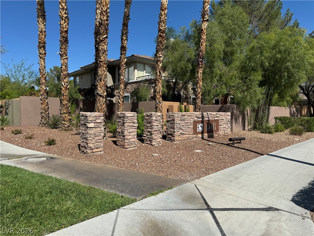 656 Peachy Canyon Circle 203 Property Photo 2