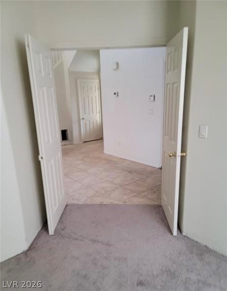 9460 Magnificent Avenue Property Photo 9