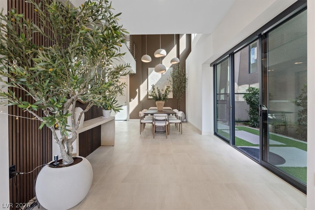 40 Heron Harbour Drive Property Photo 4