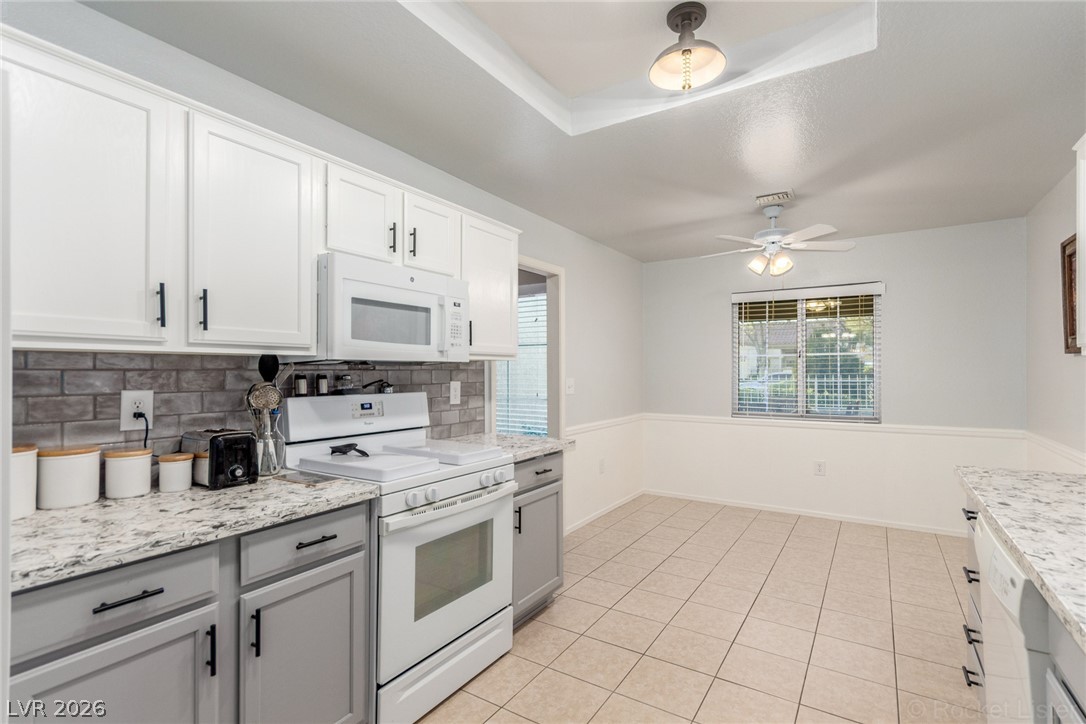 2712 Showcase Drive Property Photo 8