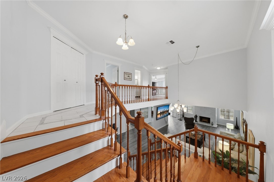 3933 Edgemoor Way Property Photo 11