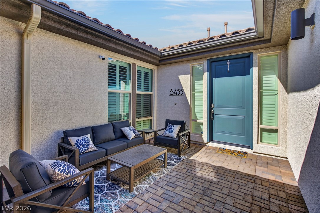 8455 Skye Walk Court Property Photo 4