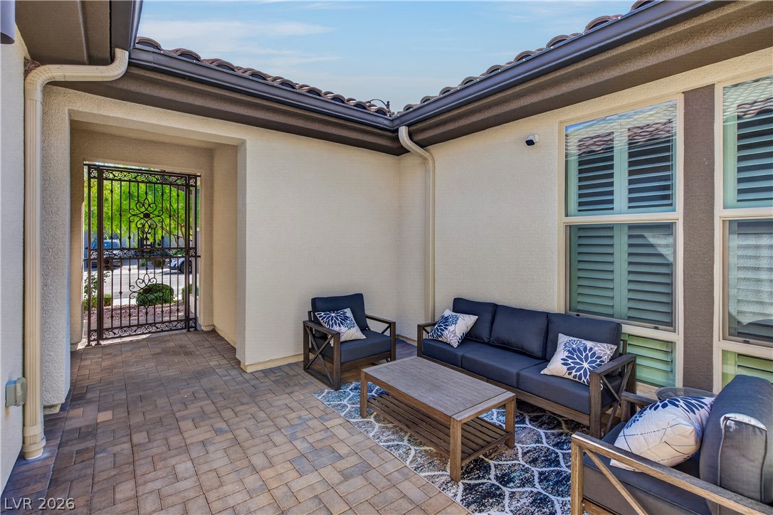 8455 Skye Walk Court Property Photo 5