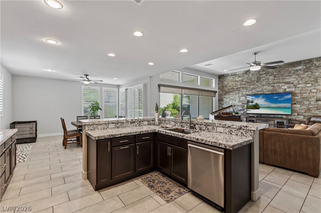 8455 Skye Walk Court Property Photo 17