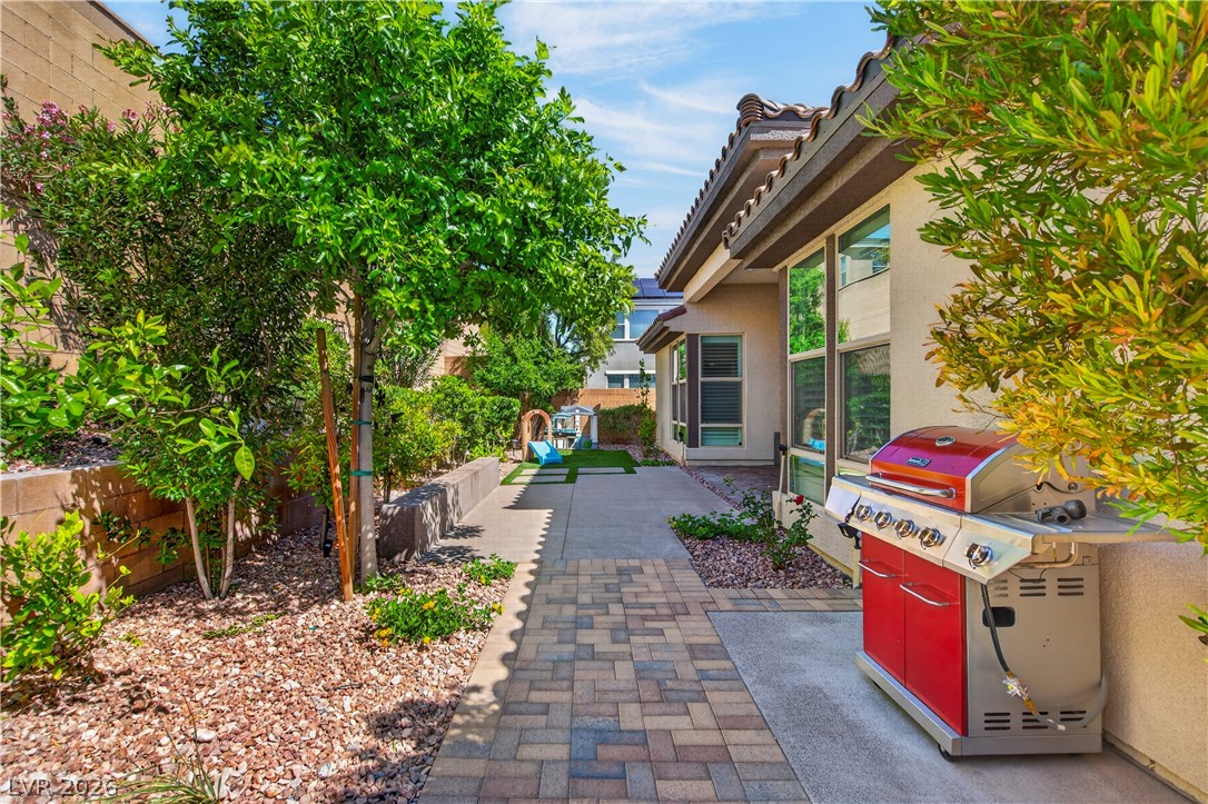 8455 Skye Walk Court Property Photo 45