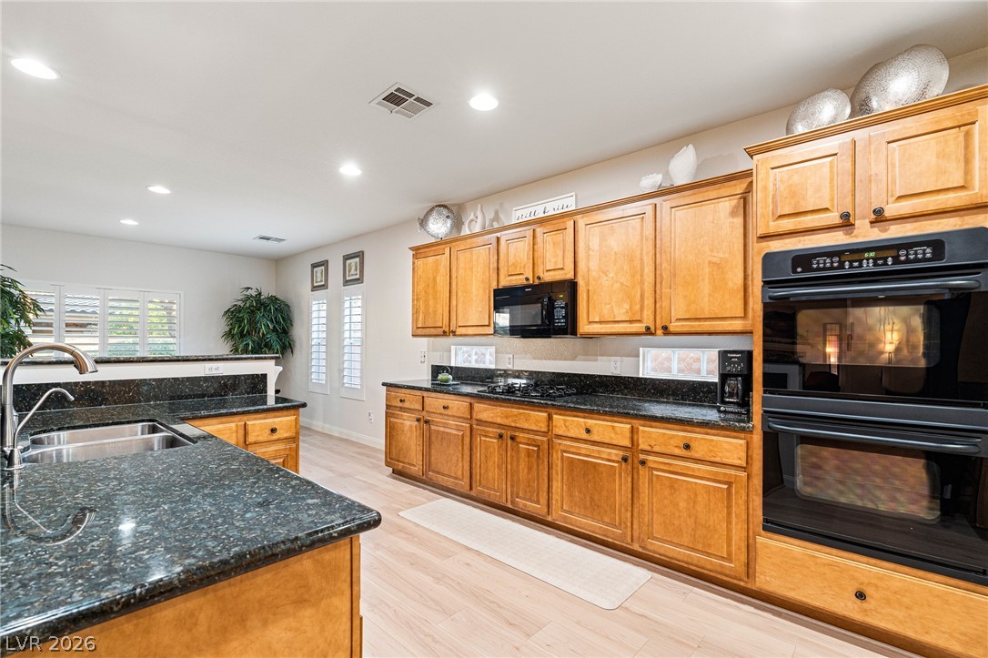 5911 Hansford Ranch Avenue Property Photo 11