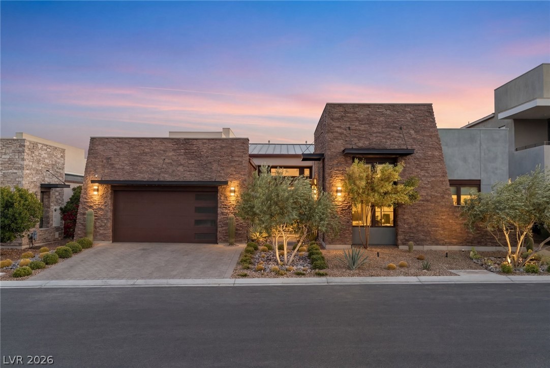 2196 Overlook Canyon Lane Property Photo 3