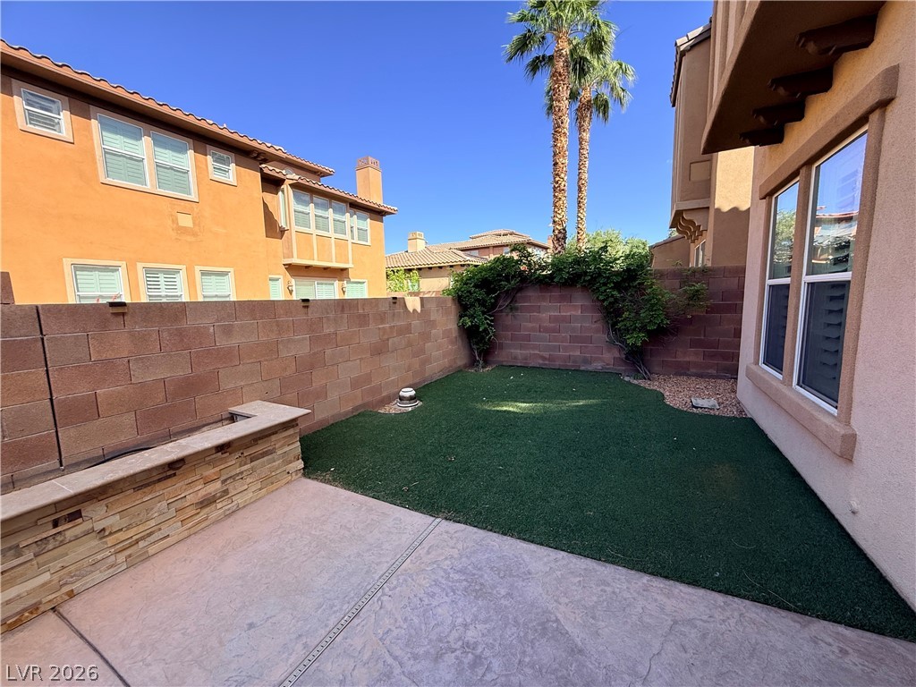 464 Via Palermo Drive Property Photo 8