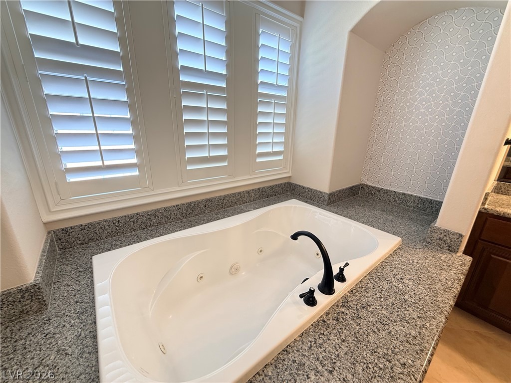 464 Via Palermo Drive Property Photo 44