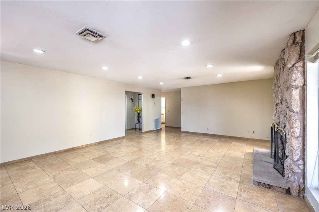 2880 Red Rock Street Property Photo 6