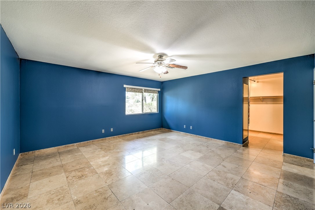 2880 Red Rock Street Property Photo 14