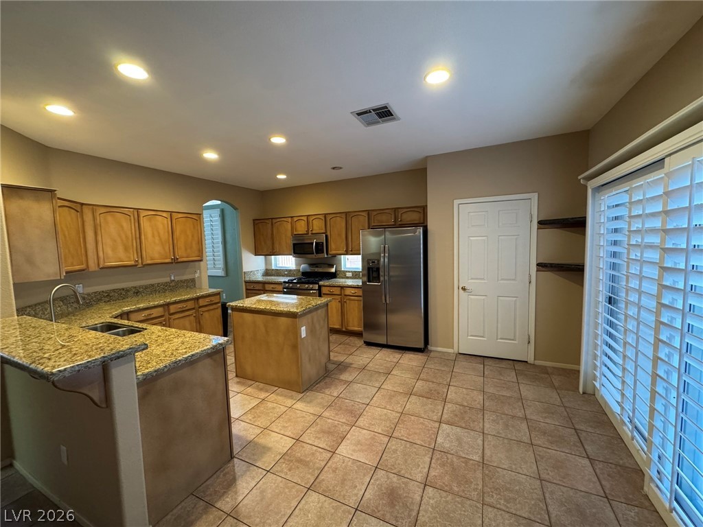 3437 Bedfordshire Place Property Photo 4