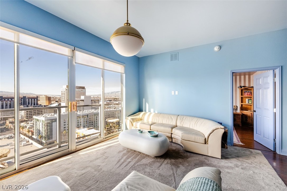 150 Las Vegas Boulevard 1906 Property Photo 1