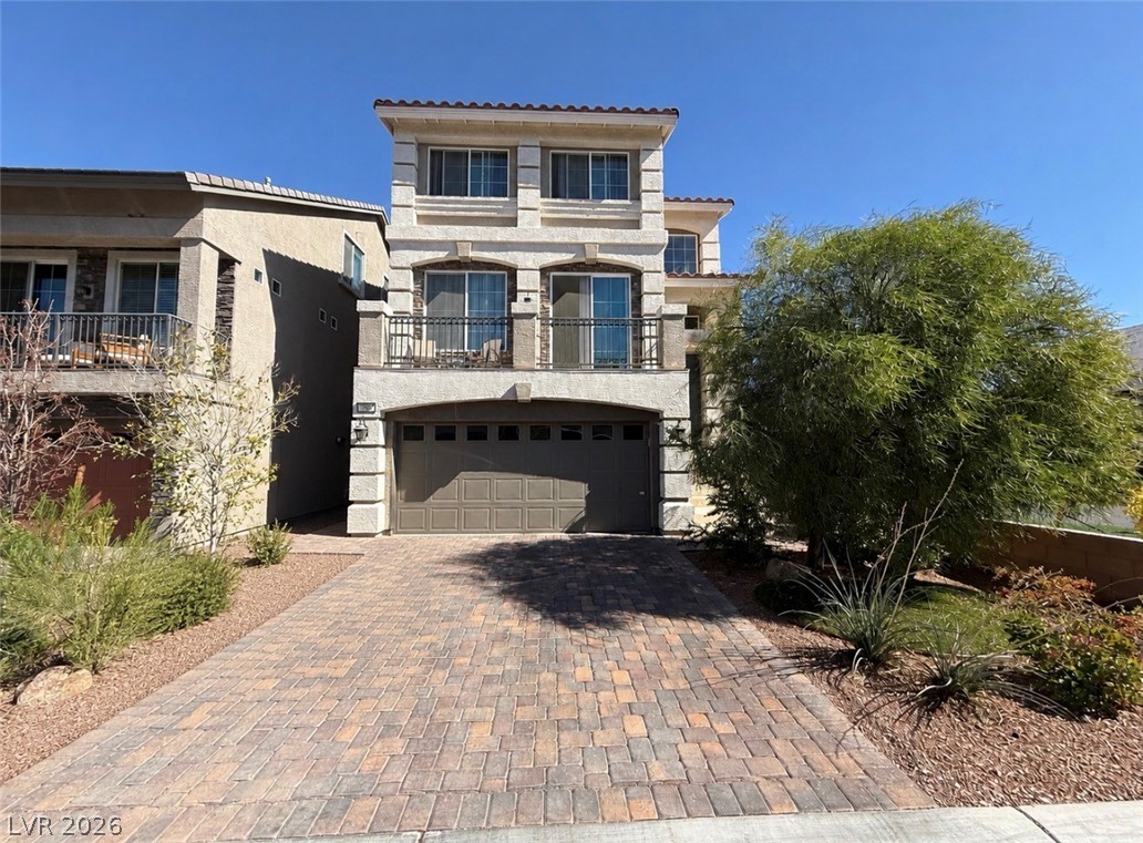 7068 Parrot Bay Way Property Photo 9