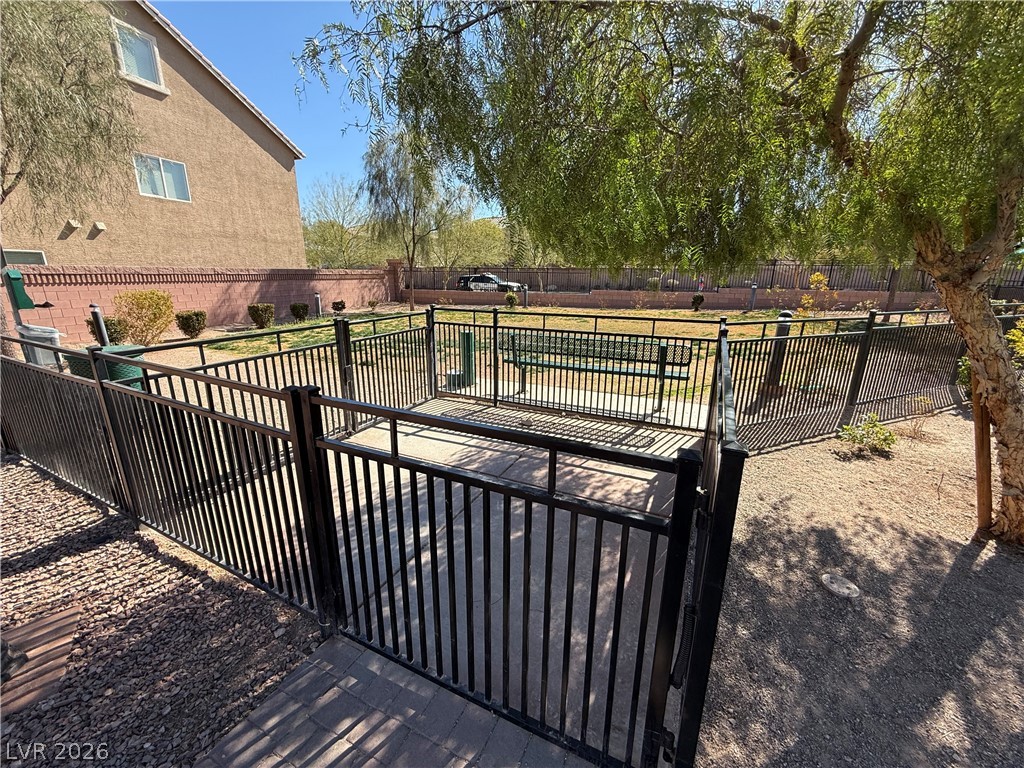 7068 Parrot Bay Way Property Photo 12