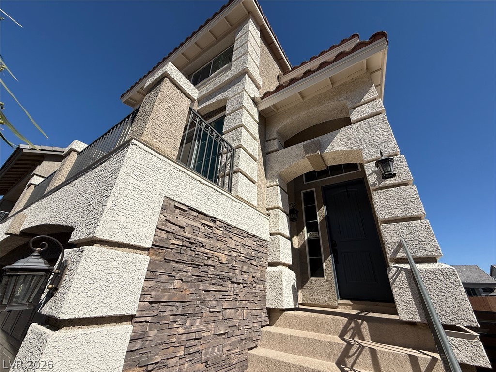 7068 Parrot Bay Way Property Photo 15